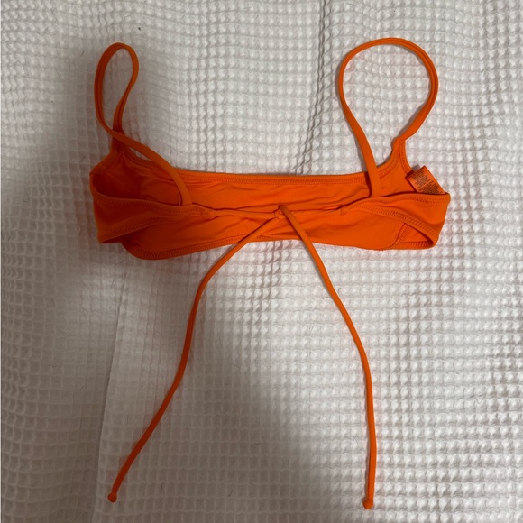 Skims bathing suit top - Picture 2 of 3